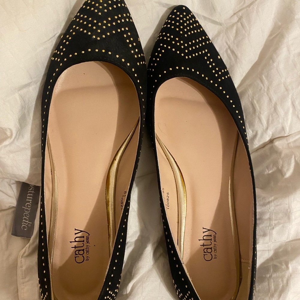 Cathy Jean Flats